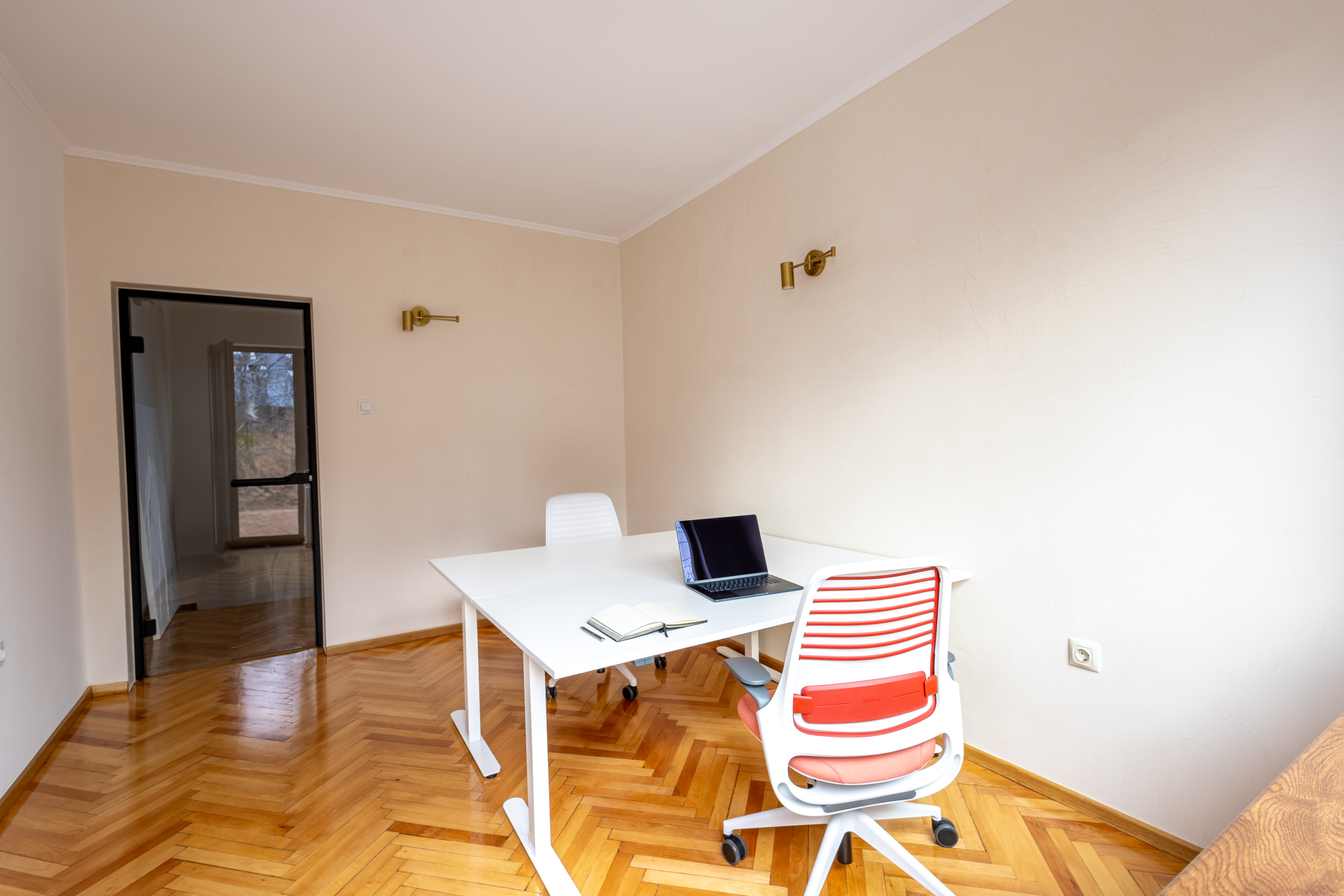 Private Office view 2